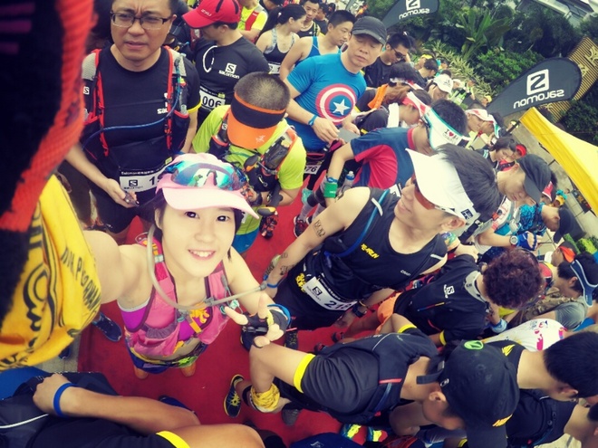 三色霓虹 予你的双瞳演绎一场华丽圆舞曲——TIFOSI三色可换镜片运动眼镜测评