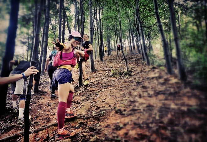 三色霓虹 予你的双瞳演绎一场华丽圆舞曲——TIFOSI三色可换镜片运动眼镜测评