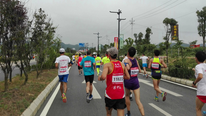 爽跑清凉之都贵阳——我的第二次sub330