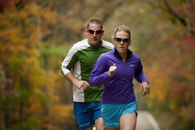 三色霓虹 予你的双瞳演绎一场华丽圆舞曲——TIFOSI三色可换镜片运动眼镜测评