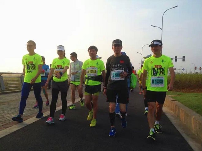 痛并快乐着---2015年宁波马拉松小记