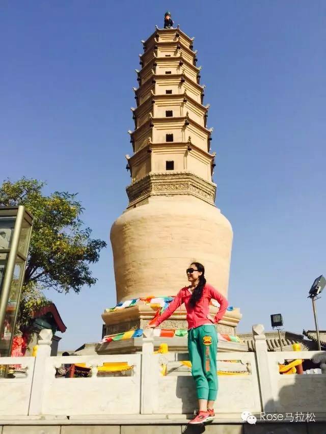 梦想穿过了西域 | 纪念丝路之上的敦煌马拉松