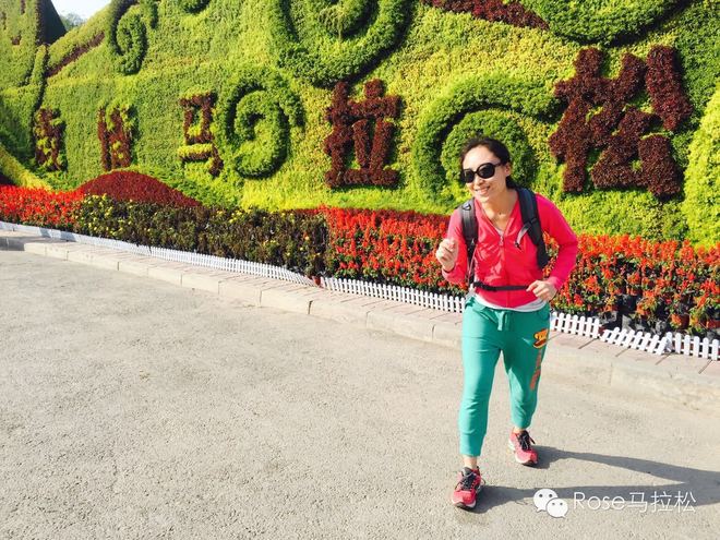 梦想穿过了西域 | 纪念丝路之上的敦煌马拉松