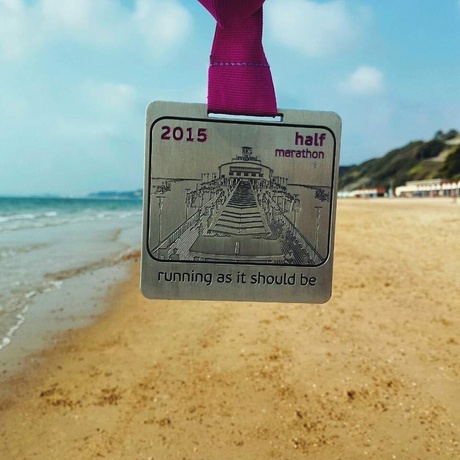 伯恩茅斯半马——地球应该是圆的。