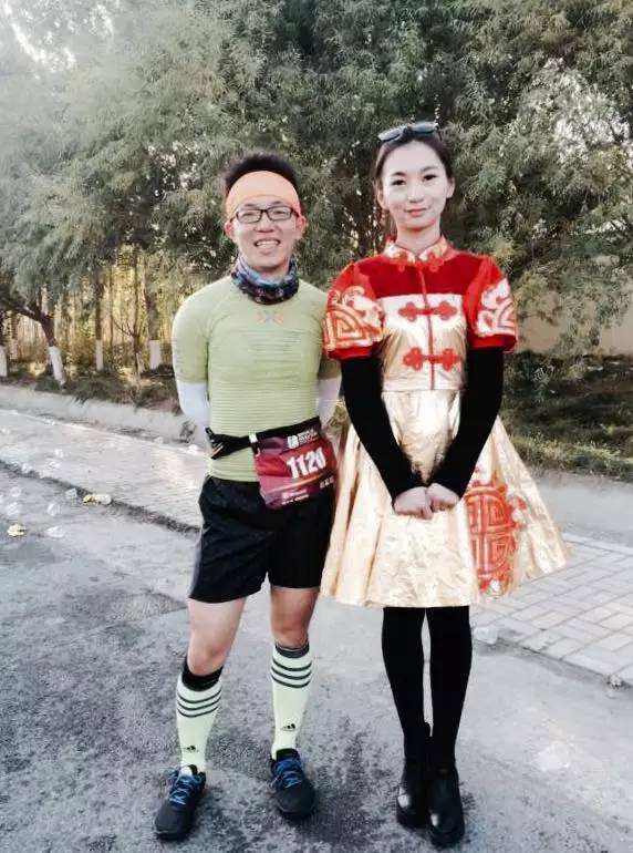 闭馆，车祸，不毛地 ｜ 2015敦煌马拉松2333之旅