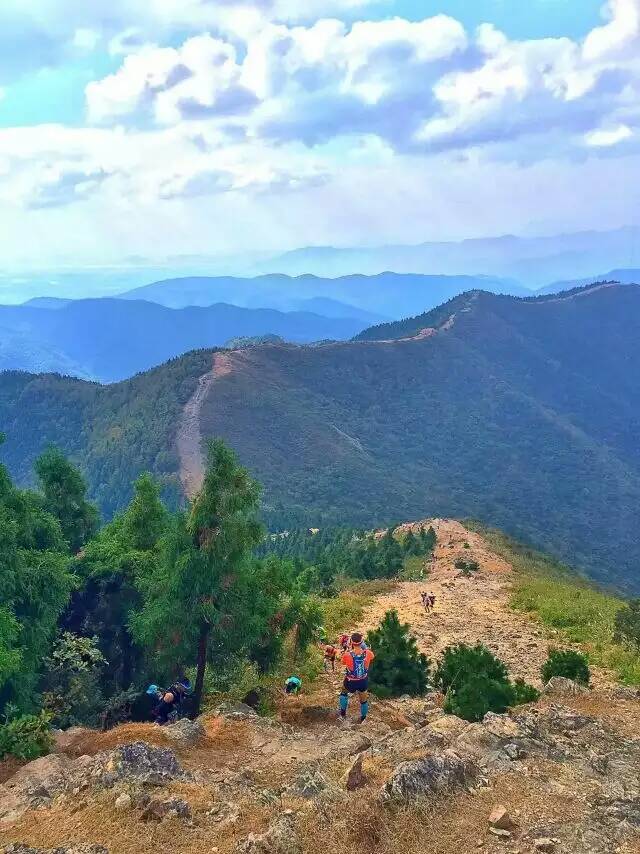 跑在激昂的音乐中 -- Happy10K