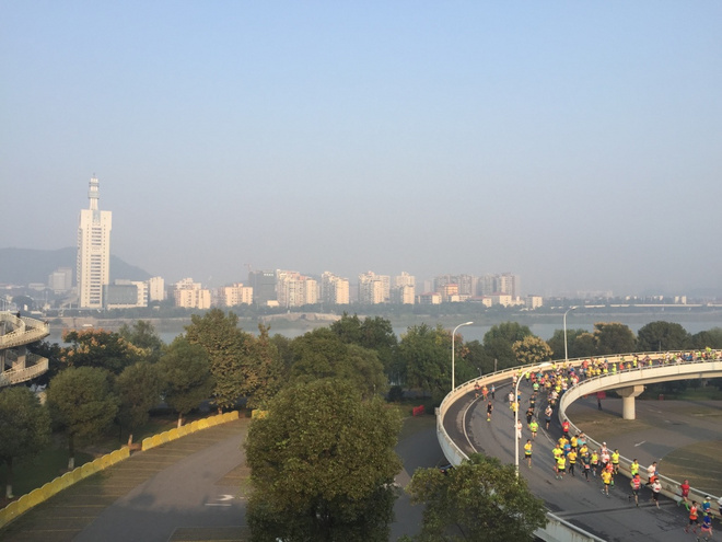 辣跑长沙，记我的第一次全马