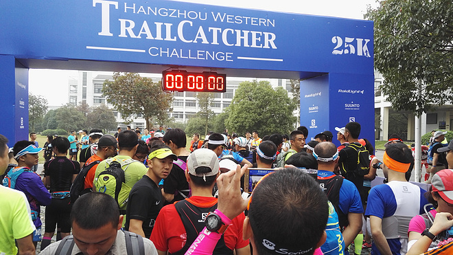 享受商务舱的感觉-记西野追狼越野赛