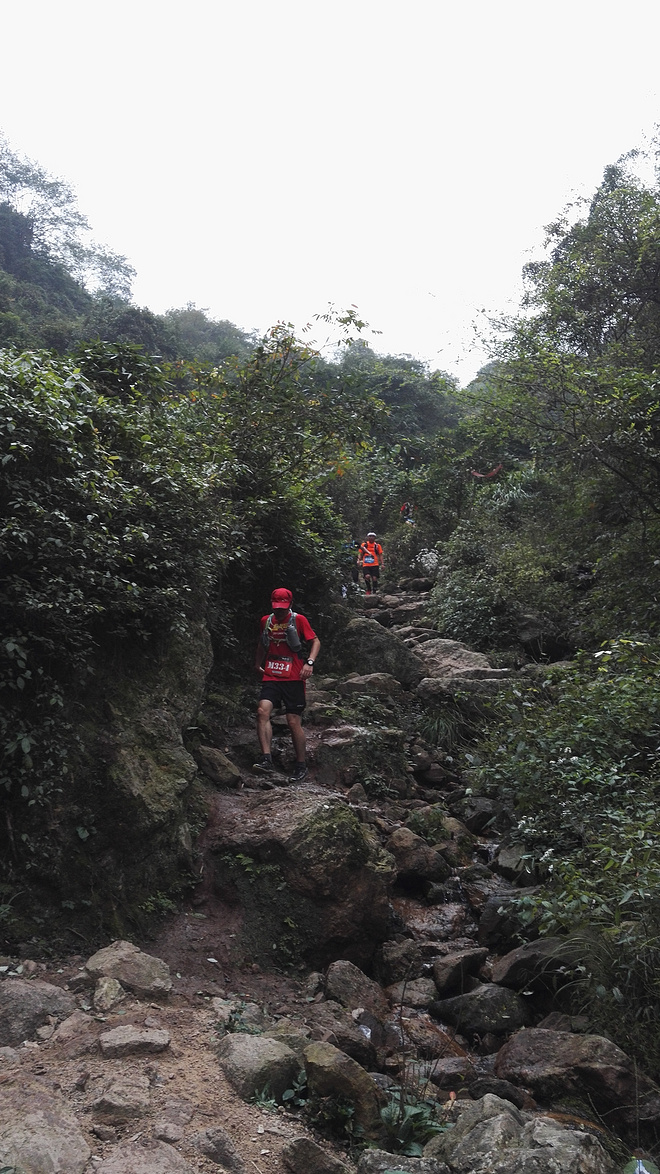 享受商务舱的感觉-记西野追狼越野赛