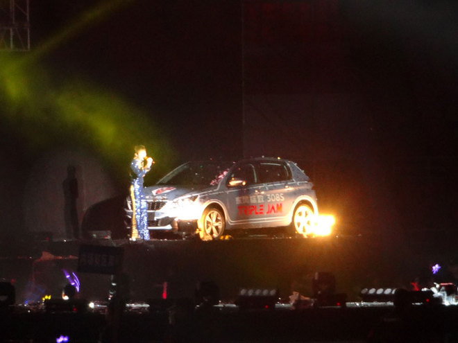 生涯首马与上海滩结缘 跪谢雨神不杀之恩