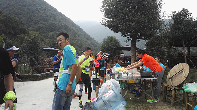 享受商务舱的感觉-记西野追狼越野赛