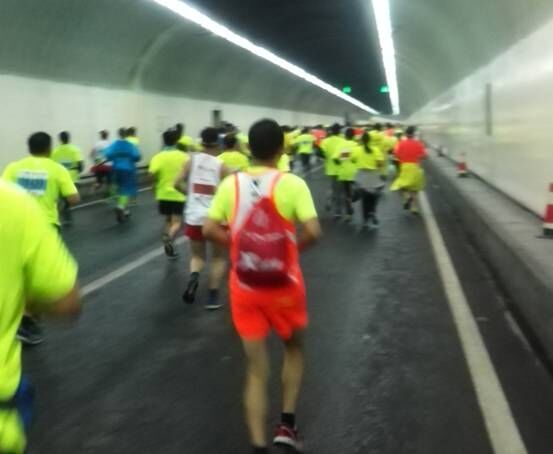 2015.11.01 冷雨杭城跑首马