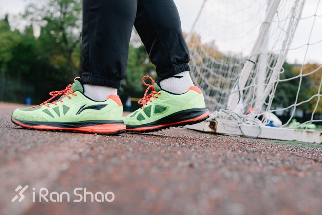 评测 | 云端之梦坚若磐石，李宁云二代冬季款跑鞋