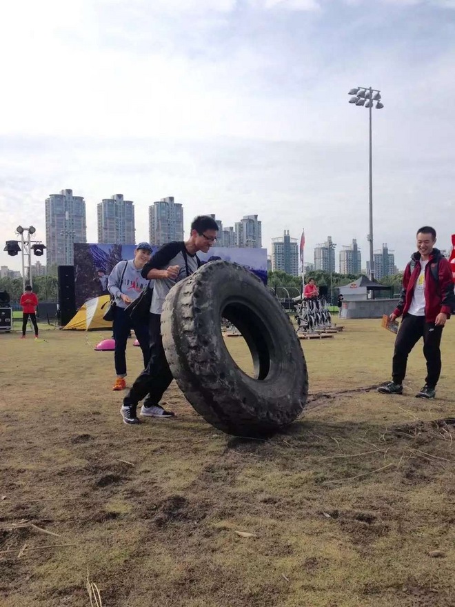拎着爱鞋逛北面－TNF户外节流水账