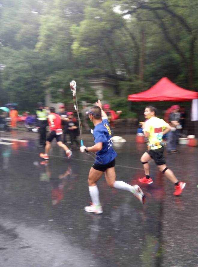 滴滴答答的杭马，收获无数下巴——挂盐水的330鸡血兔《三丰志》