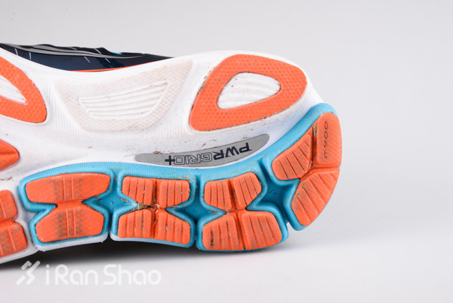 开箱 | 抉择快慢，Saucony 圣康尼 Triumph ISO