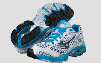 在雨中漫步，尝水中的味道