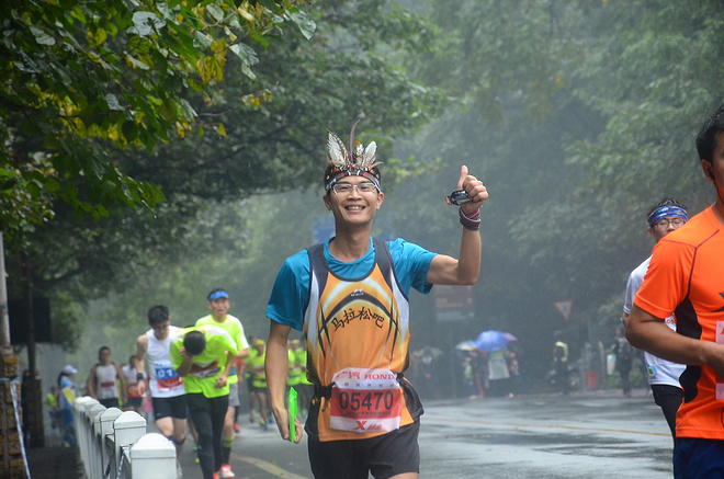 2015.11.01 冷雨杭城跑首马