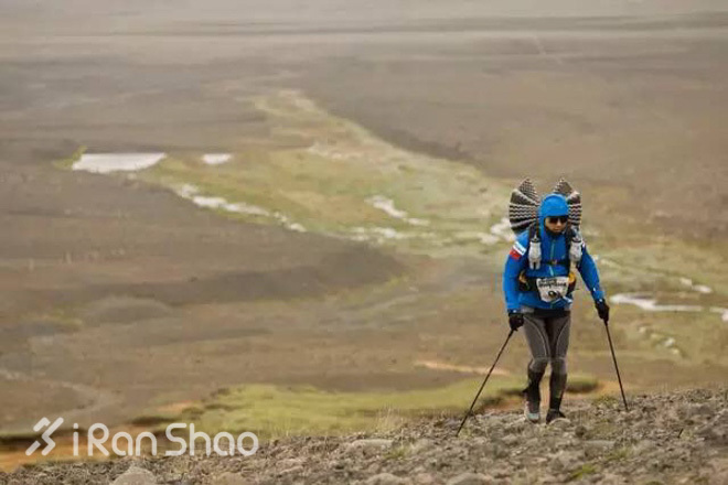 人物 | 关雅荻，奔跑着追寻孤独的自我