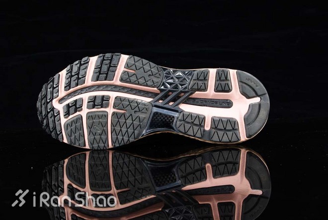 ASICS MetaRun 跑鞋鞋底
