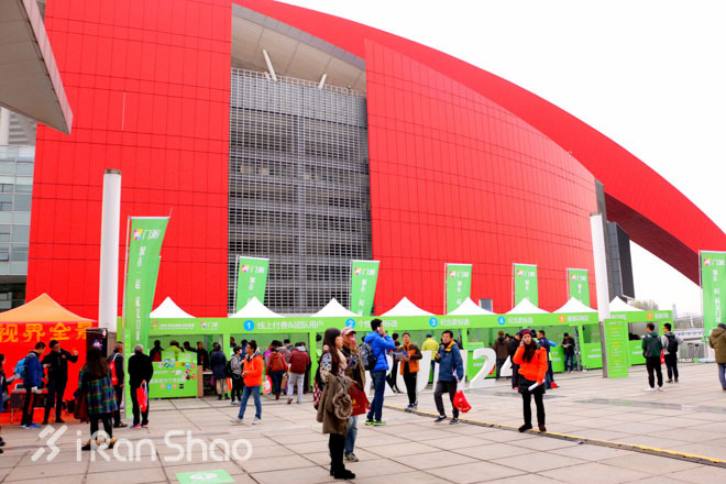 回顾 | 首届南马，一场“出人意料”的马拉松