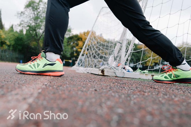 评测 | 云端之梦坚若磐石，李宁云二代冬季款跑鞋