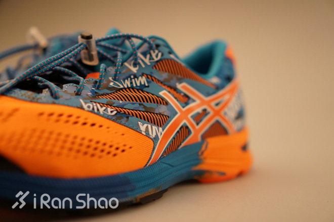 开箱 | 内敛外骚，亚瑟士Noosa Tri 10的生存王道