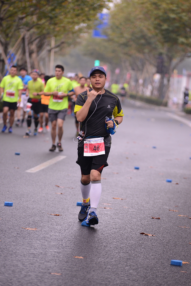 “侬好上马”让我们单纯的跑下去