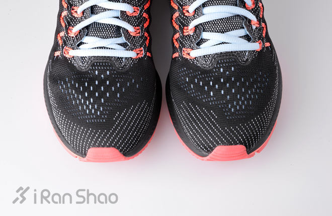 开箱 | Nike Air Zoom Vomero 10，漂亮得不像实力派
