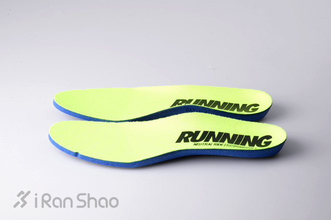 开箱 | Nike Air Zoom Vomero 10，漂亮得不像实力派