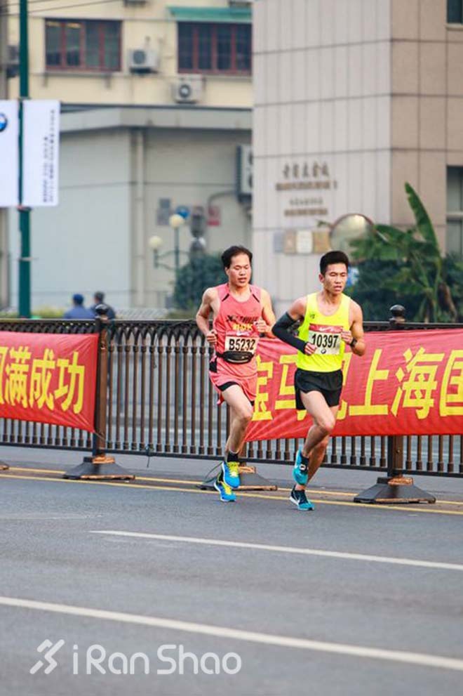 侬好上马 | 马拉松跑最快的英语老师