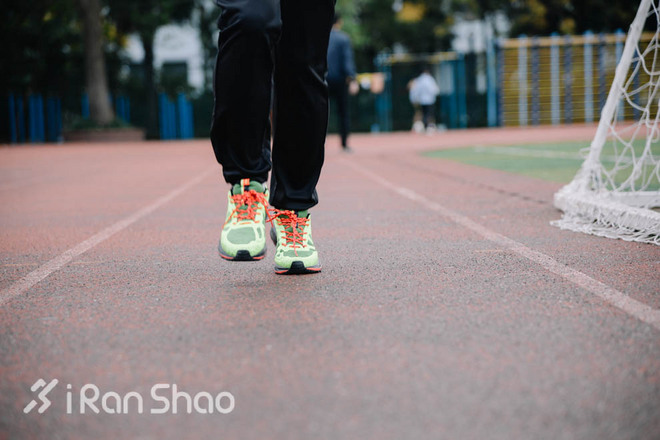 评测 | 云端之梦坚若磐石，李宁云二代冬季款跑鞋