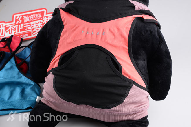 评测 | FALKE Sports Bra 运动文胸，将你的双峰温柔以待