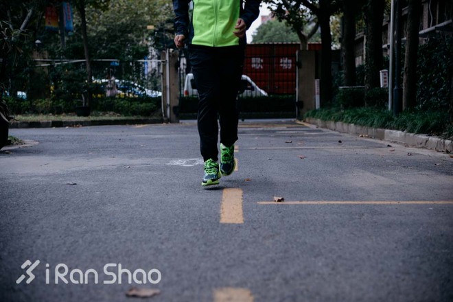 评测 | 踩着云彩跑过秋冬—李宁云二代冬款跑鞋评测