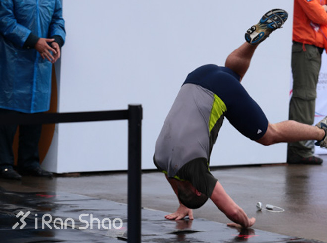 侬好上马  | 这些瞬间无关其他，跑就懂了。