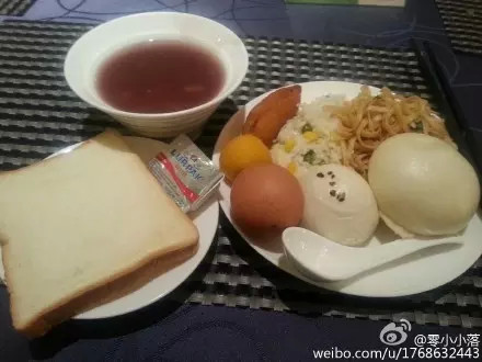 一直在路上-跑步四年级生交的首次全马作业