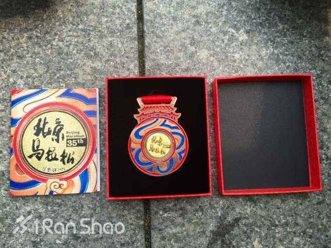 藏匿在马拉松这块大蛋糕背后的“黑市”，都卖些什么（一）：套现的完赛奖牌
