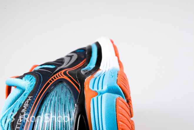 开箱 | 抉择快慢，Saucony 圣康尼 Triumph ISO