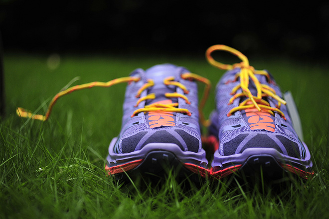 盛名之下 当高缓冲遇上V大底  ——Hoka One One Speedgoat测评