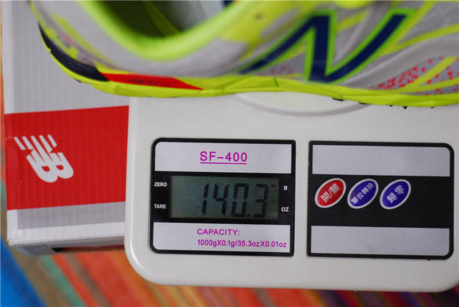 极速精灵！NB顶级马拉松比赛鞋New Balance RC1600 v2评测