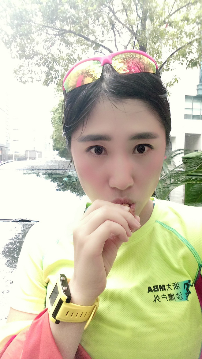 雨战杭马——朝有夜雨晚来风