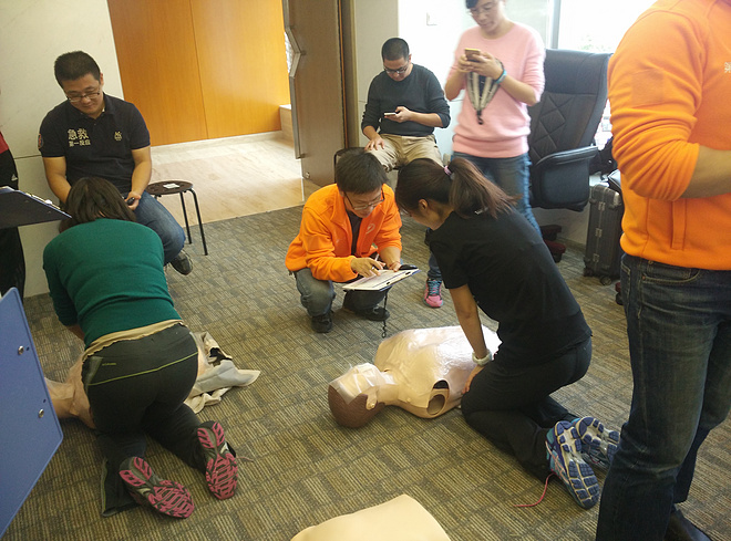 你若安好，便是晴天------2015上海马拉松急救兔T59随记