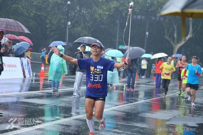 滴滴答答的杭马，收获无数下巴——挂盐水的330鸡血兔《三丰志》