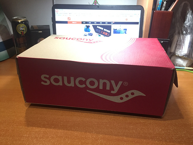 稳中求轻：SAUCONY 索康尼 Mirage 5 轻量支撑跑鞋 开箱简评