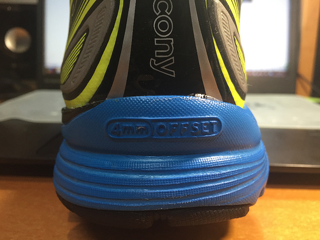 稳中求轻：SAUCONY 索康尼 Mirage 5 轻量支撑跑鞋 开箱简评