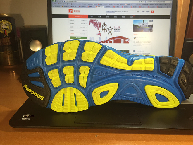 稳中求轻：SAUCONY 索康尼 Mirage 5 轻量支撑跑鞋 开箱简评