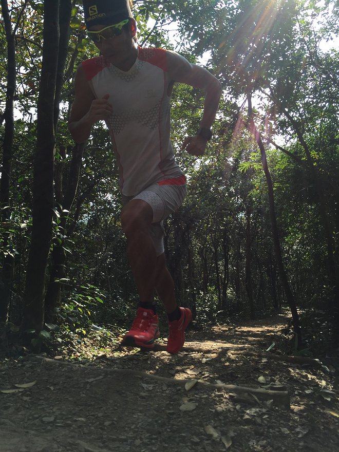 下坡致胜—梦想中的红翼 salomon s-lab wings 简单测评