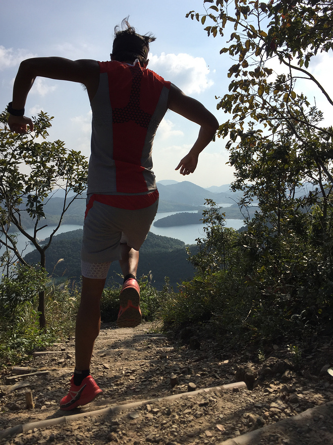 下坡致胜—梦想中的红翼 salomon s-lab wings 简单测评