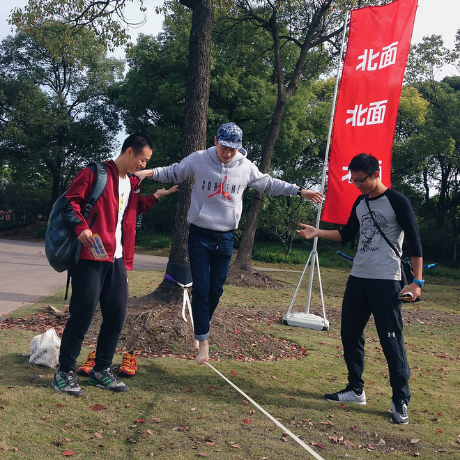 拎着爱鞋逛北面－TNF户外节流水账