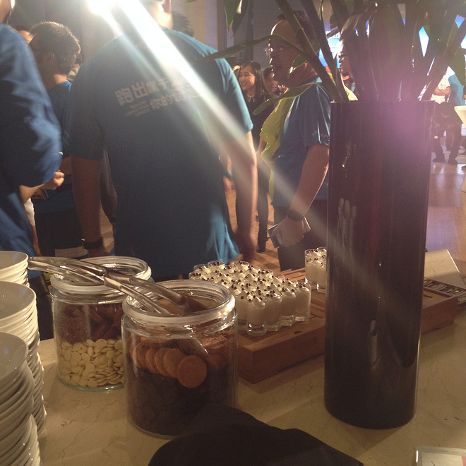 从408到348，诗歌，以及长长的感谢——我的2015年上海马拉松